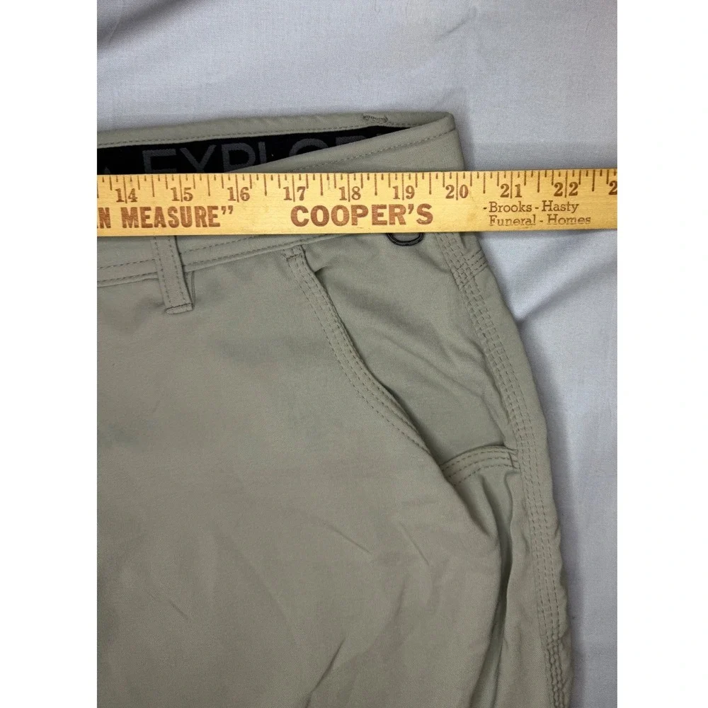 Gerry Cargo Shorts Mens 40 Khaki‎ Stretch Performance Hiking Belted